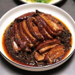 Braised Pork Belly with Preserved Vegetables (Made in HK) 350-400g